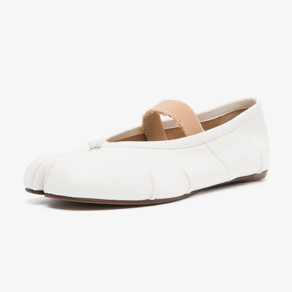 Tabi Ballerina Shoes in Ivory White