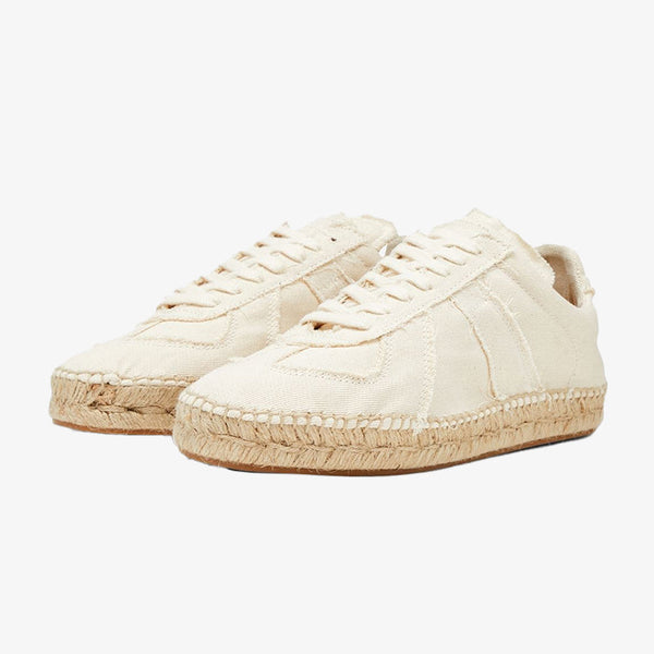 Chic Off-White canvas Sneakers