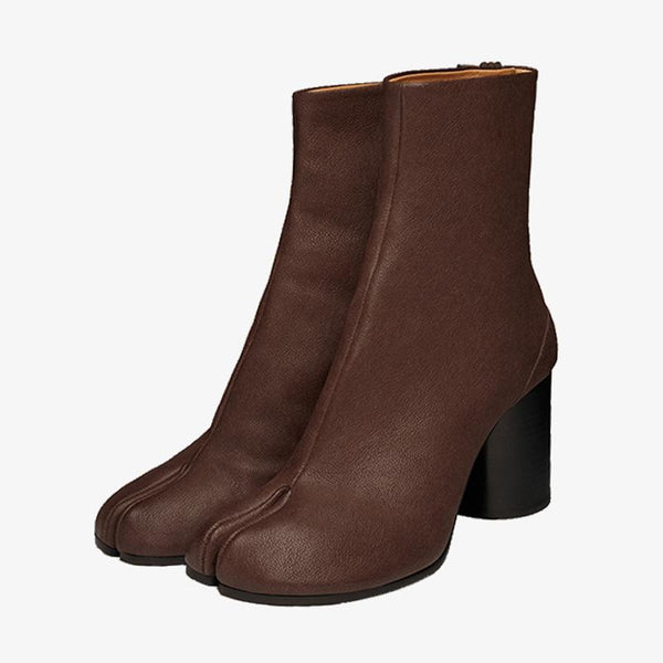 Leather Boots with Cylindrical Heel